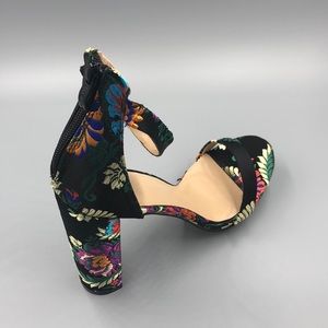 New Black Mult-Color Sandals